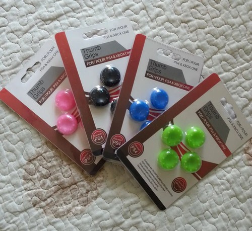 Silicone thumb stick grips - 4,